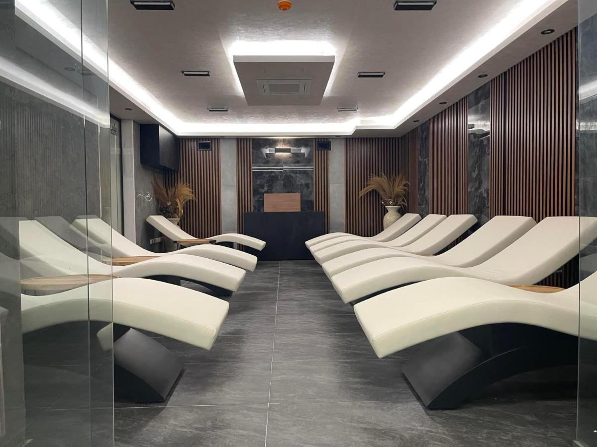 Apartments In Complex Sunny Island Deluxe Chernomorets Bagian luar foto