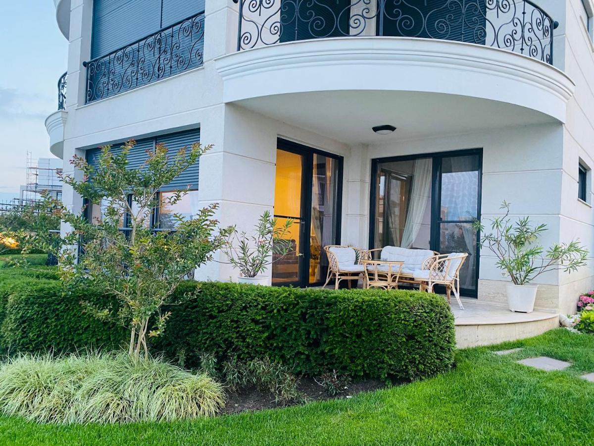 Apartments In Complex Sunny Island Deluxe Chernomorets Bagian luar foto