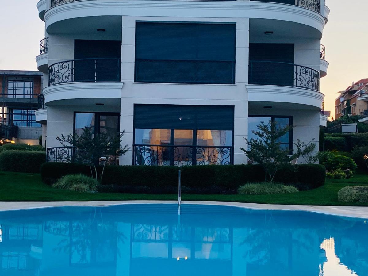 Apartments In Complex Sunny Island Deluxe Chernomorets Bagian luar foto