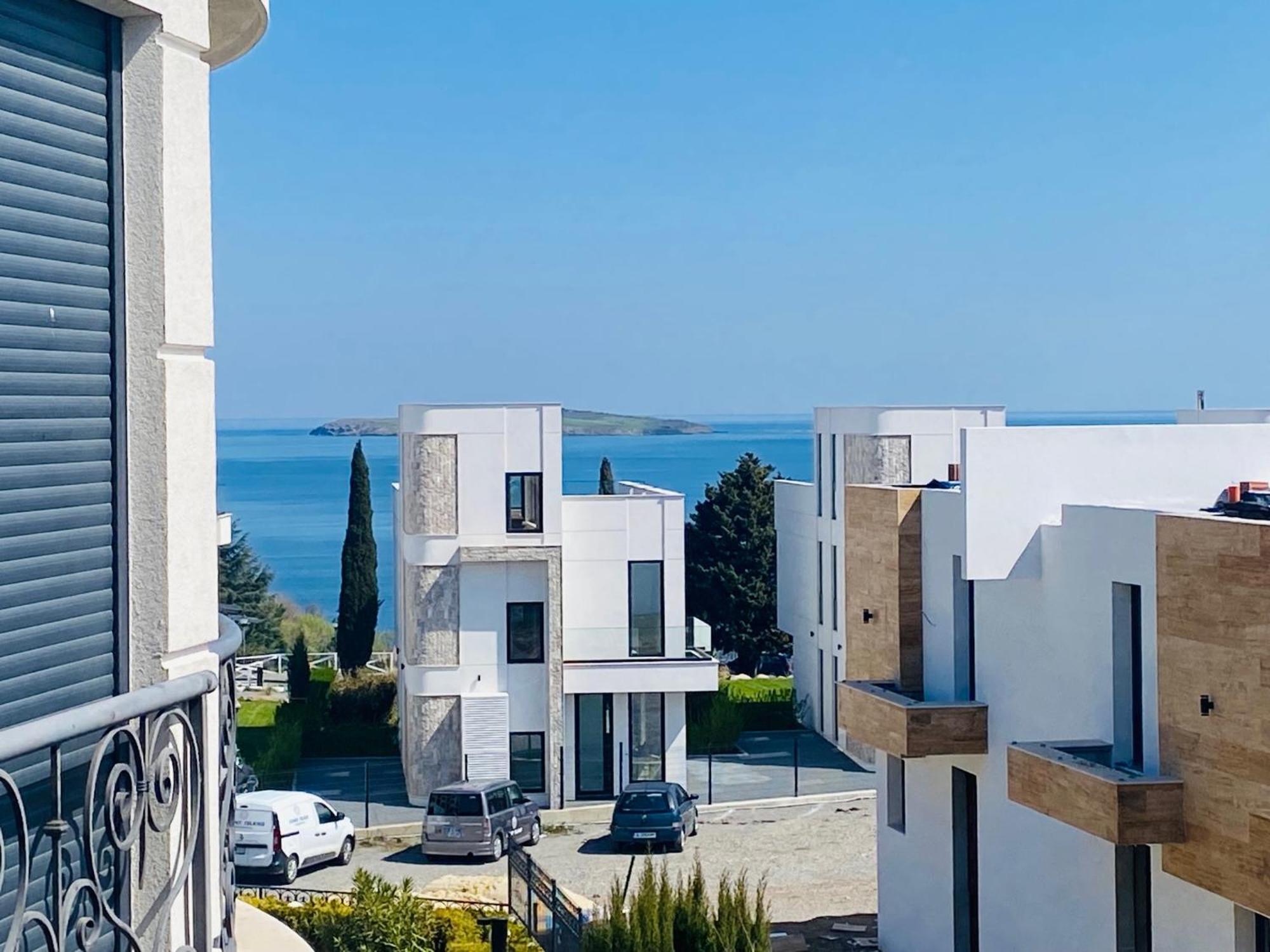 Apartments In Complex Sunny Island Deluxe Chernomorets Bagian luar foto